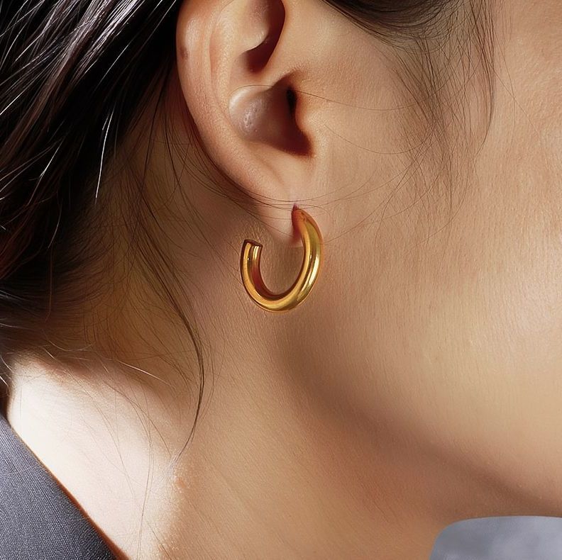 Small thick hoop hot sale earrings gold